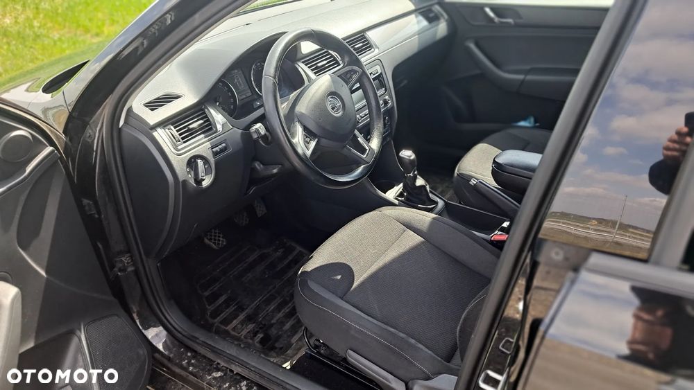 Skoda RAPID 1.6 TDI Ambition - 5