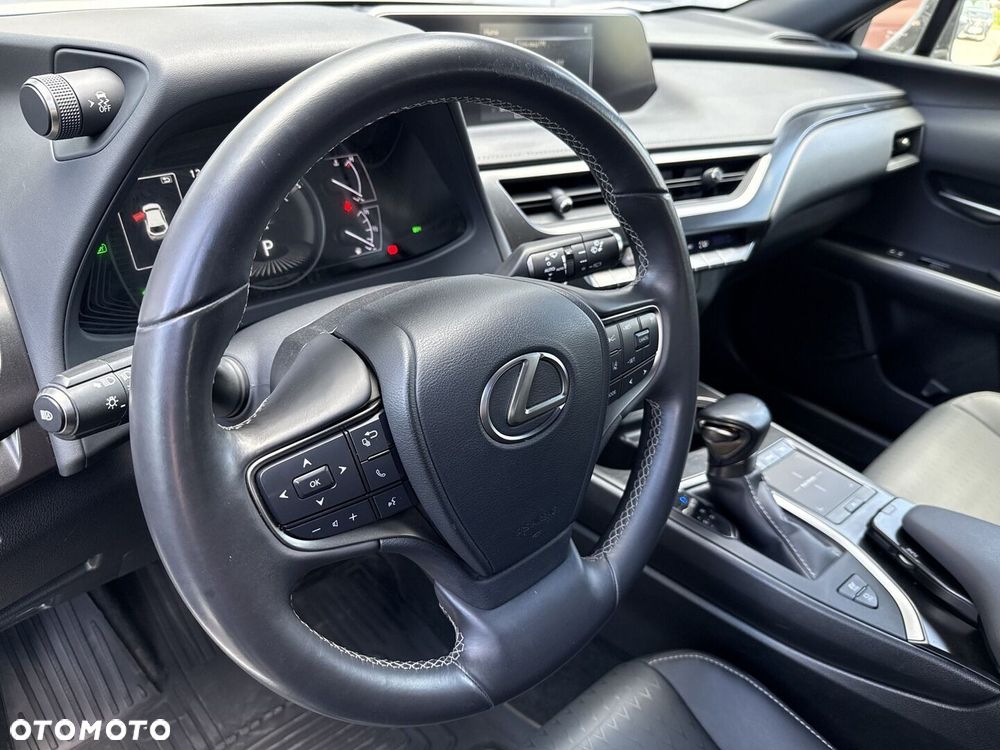 Lexus UX 250h GPF F Impression 2WD - 13