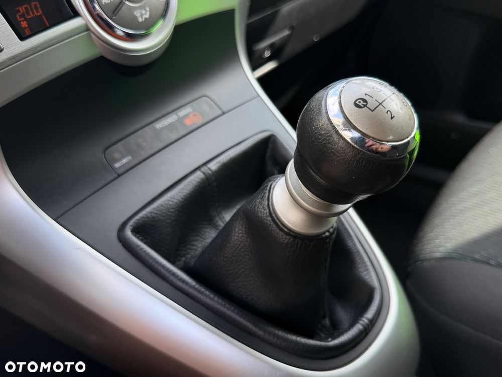 Toyota Verso 1.8 Edition - 35