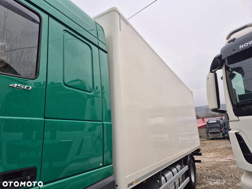DAF XF ORYGINALNY PRZEBIEG z Niemiec / TANDEM ZESTAW PRZEJAZDOWY Z WINDĄ - 16