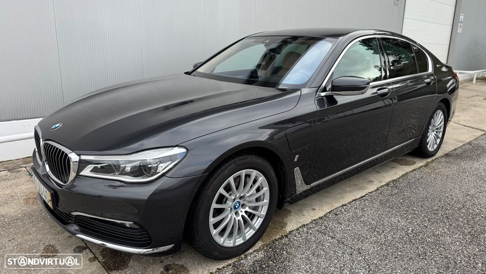 BMW 740 e iPerformance - 10