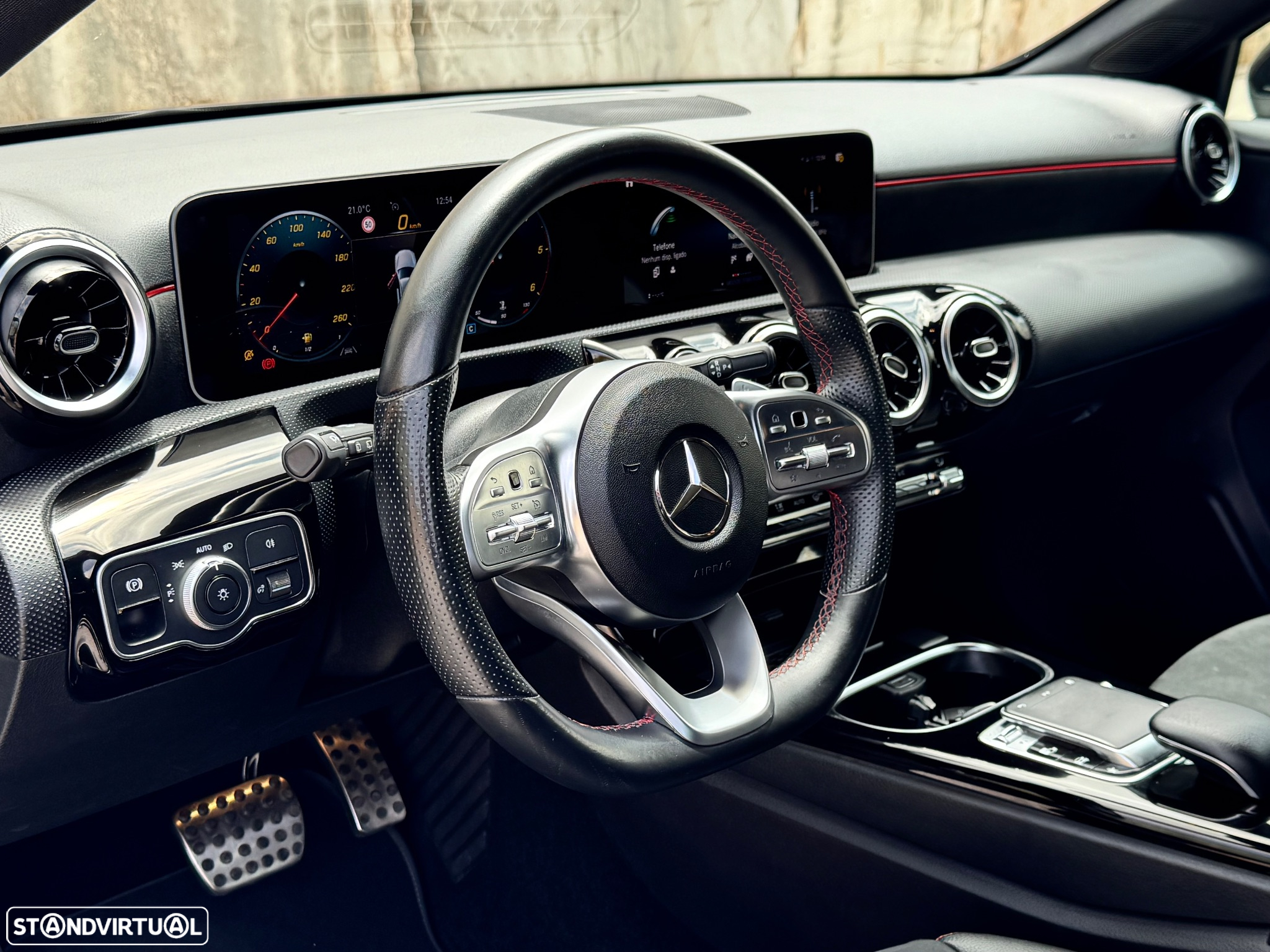 Mercedes-Benz A 180 d 7G-DCT AMG Line - 19