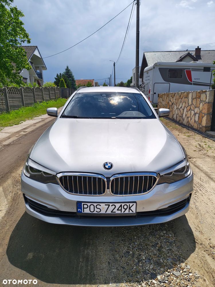 BMW Seria 5 530d xDrive Sport Line - 2