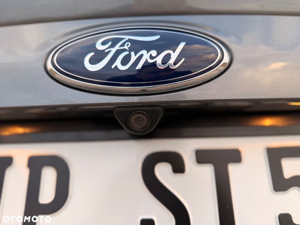 Ford Kuga 2.0 TDCi 4x4 Titanium - 6