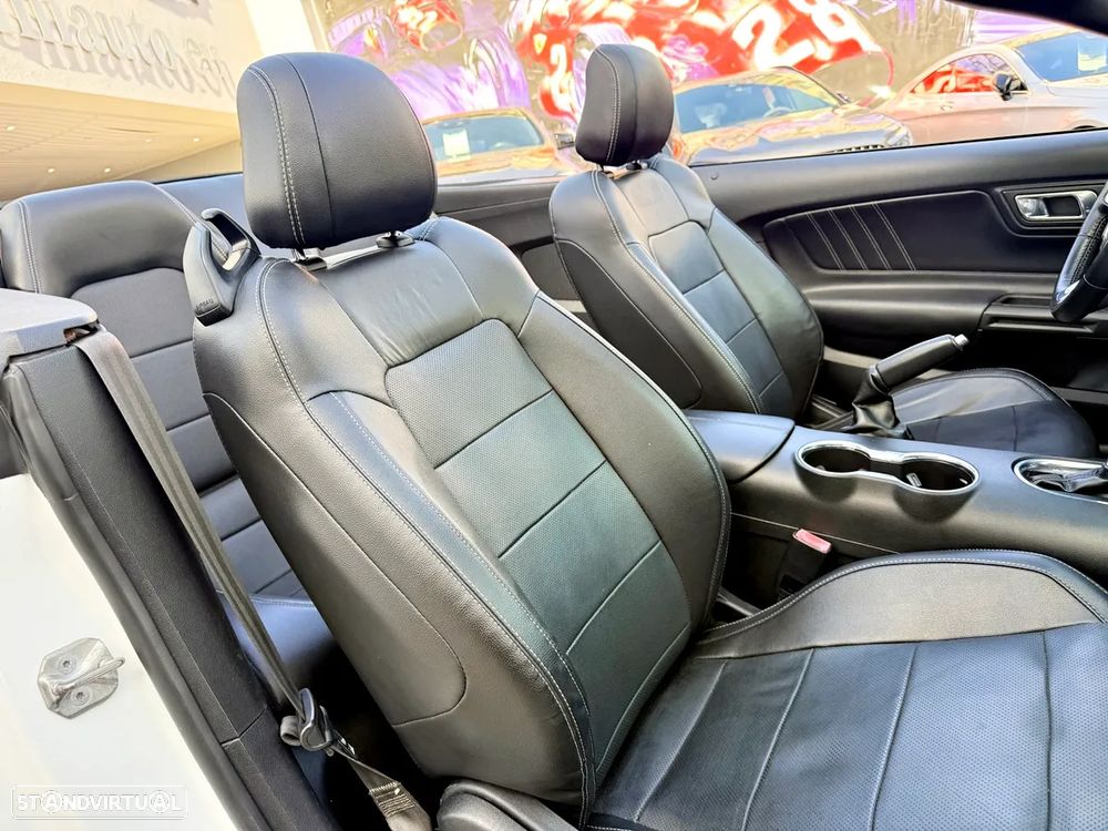 Ford Mustang 2.3i EcoBoost Aut. - 29