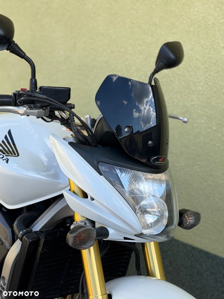 Honda Hornet - 2