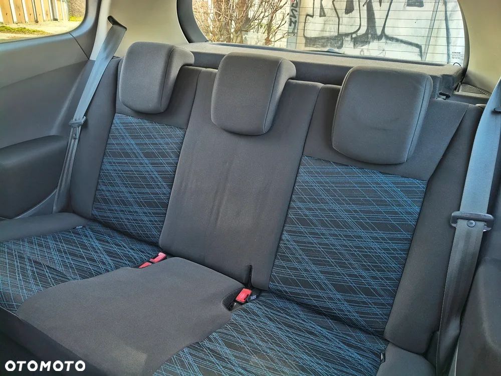 Renault Clio 1.2 16V Authentique - 29