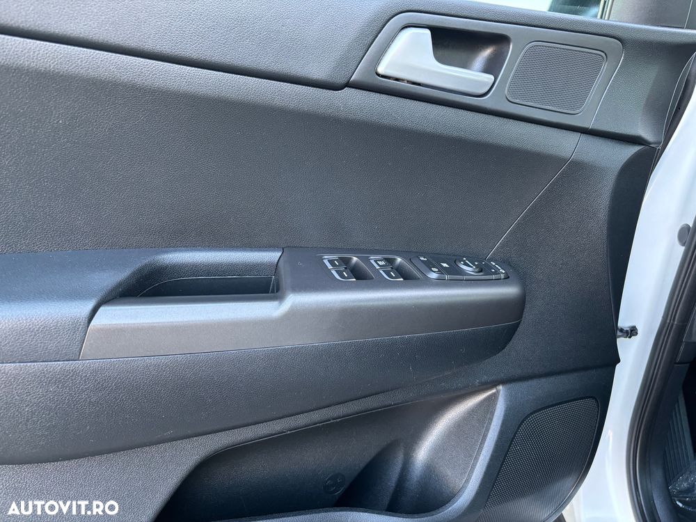 Kia Sportage 1.6 DSL MHEV 7DCT HP 4x2 Classic - 18