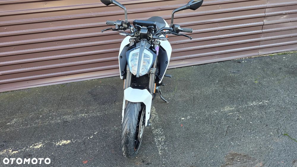 KTM Duke - 18