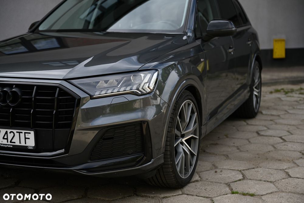 Audi Q7 - 7