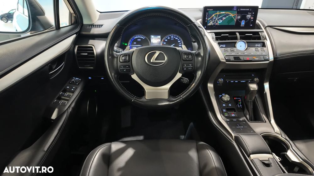 Lexus Seria NX 300h E-FOUR F SPORT - 16