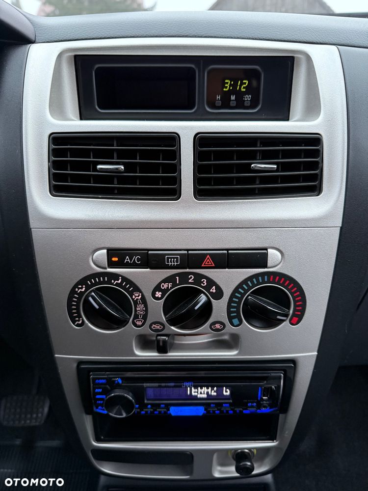 Daihatsu Cuore 1.0 Automatik Top - 28