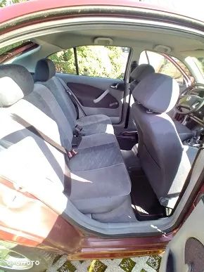 Skoda Octavia 1.6 GLX - 7