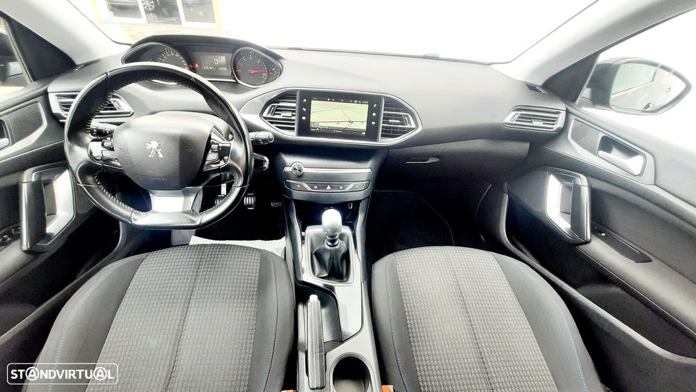 Peugeot 308 SW 1.5 BlueHDi Style - 18