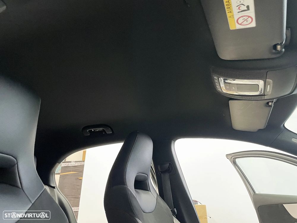 Mercedes-Benz A 160 AMG Line - 19