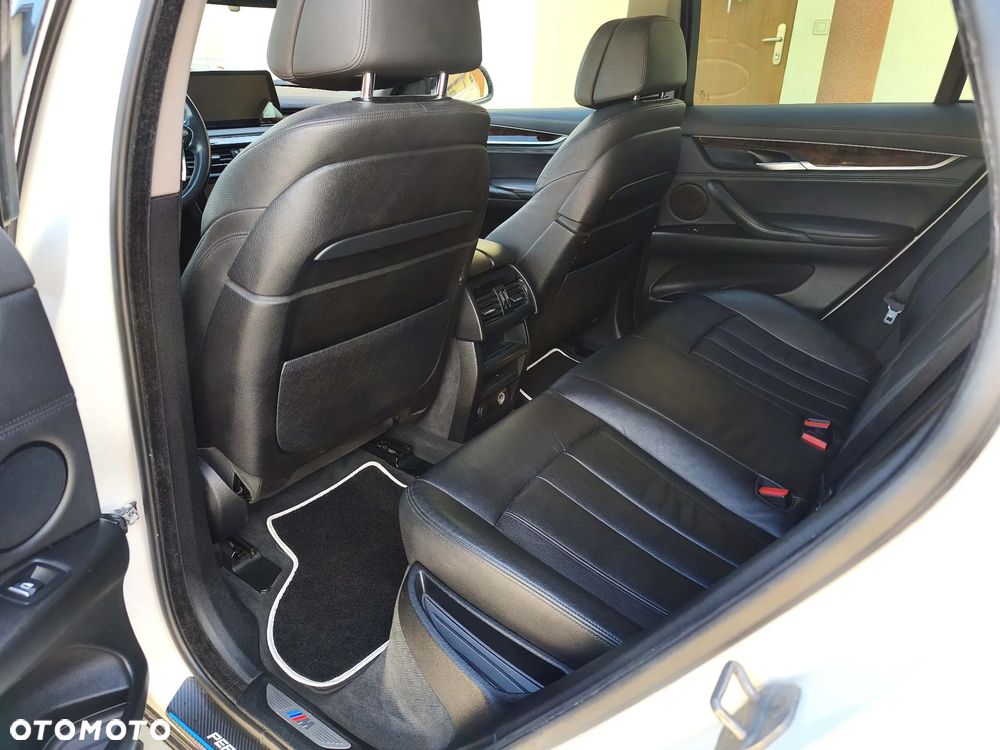 BMW X6 xDrive30d - 11