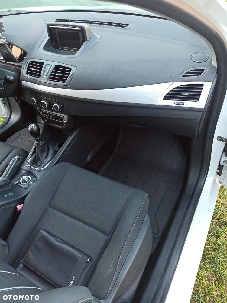 Renault Megane 1.6 dCi Energy Limited EU6 - 10