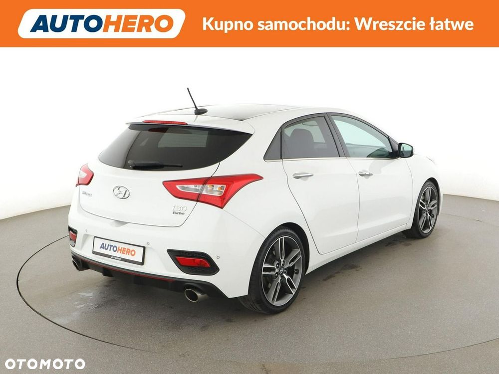 Hyundai i30 1.6 T GDI Turbo - 8