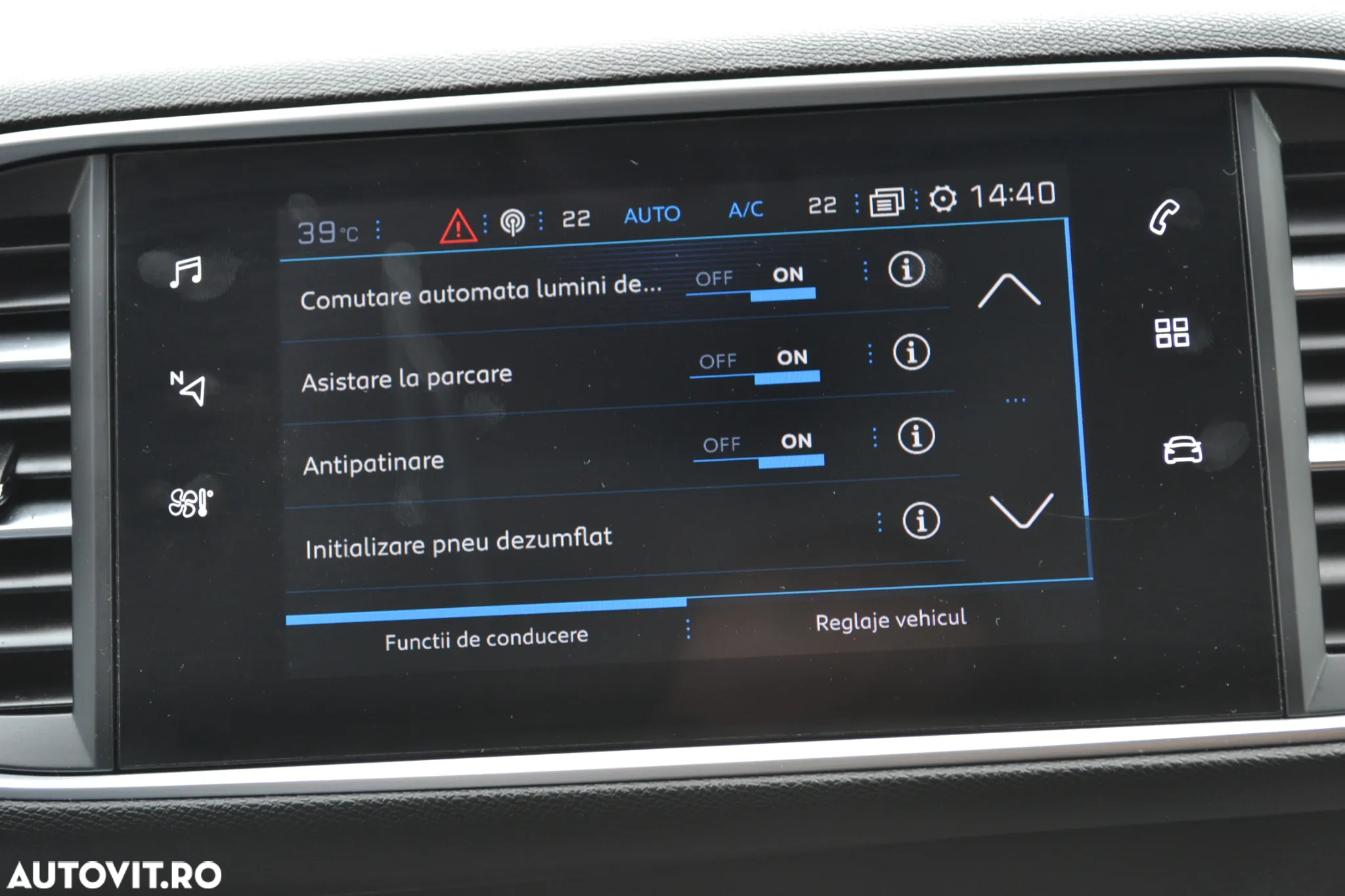 Peugeot 308 PureTech 130 EAT8 Allure - 22