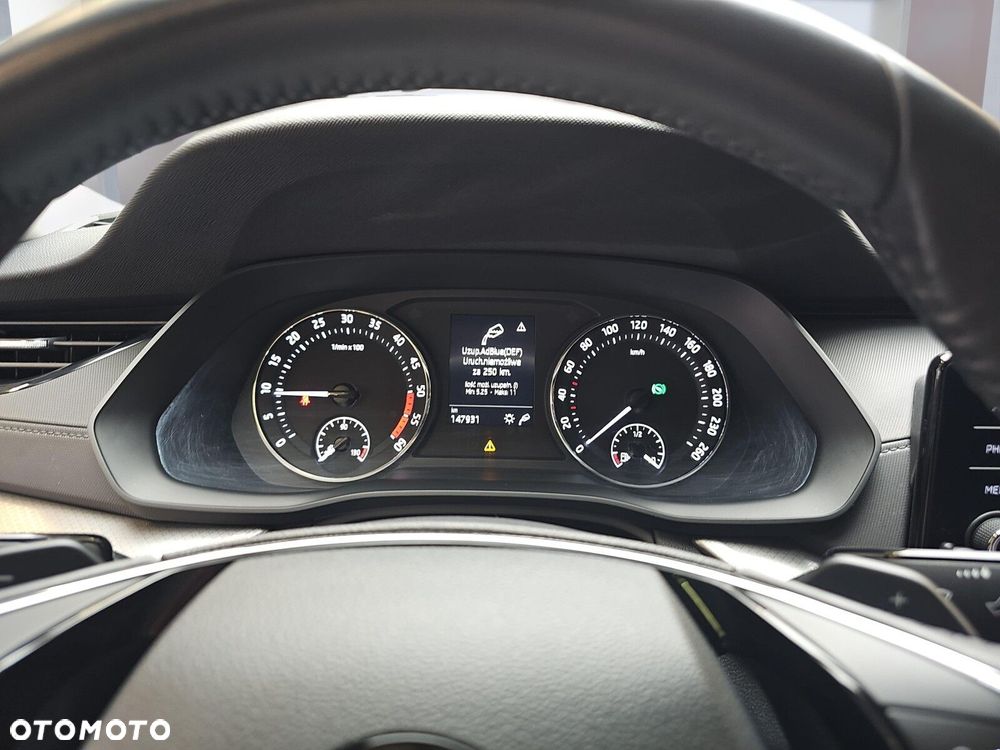 Skoda Octavia 2.0 TDI Ambition DSG - 16