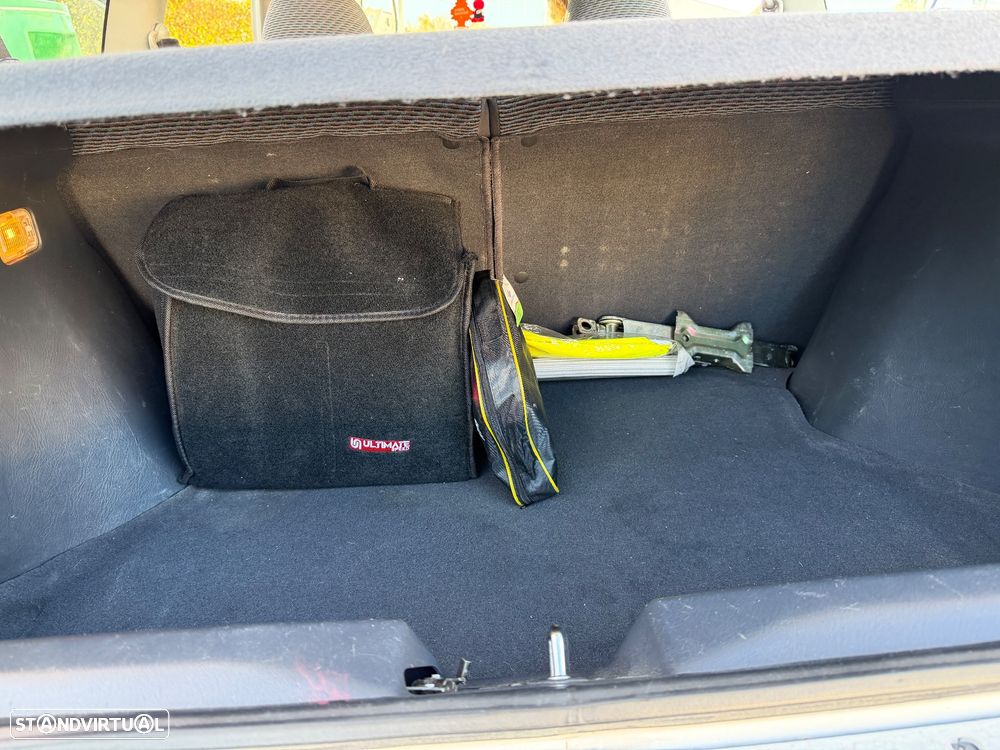 Honda Civic 1.4i S - 15