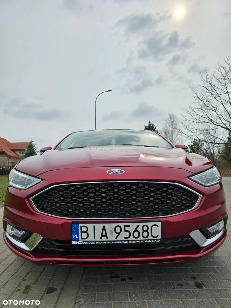 Ford Fusion - 4