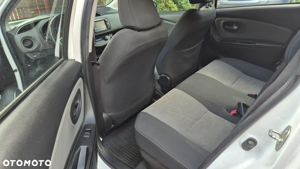 Toyota Yaris - 24