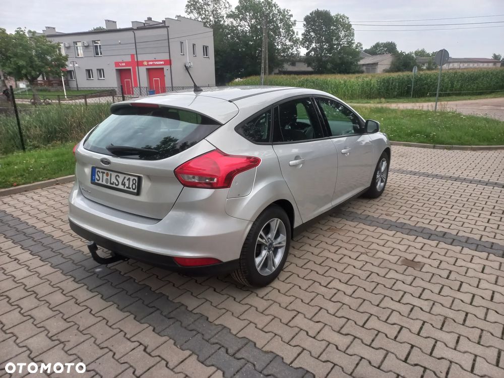 Ford Focus 1.6 TI-VCT Ambiente - 11