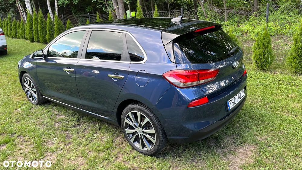 Hyundai i30 1.6 CRDi Premium - 4