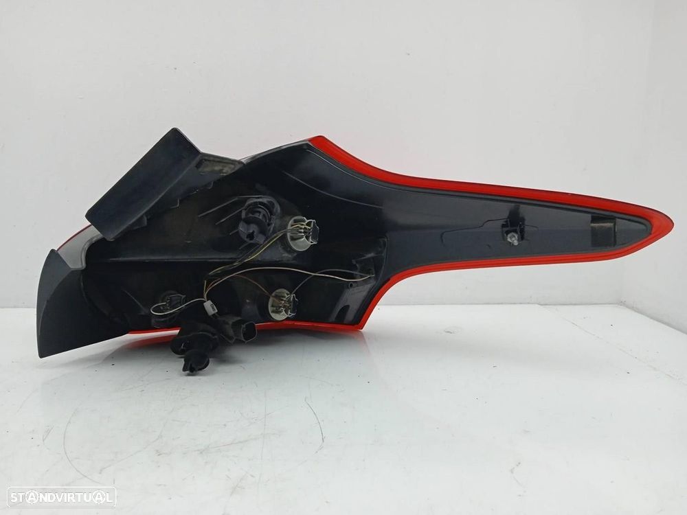 FAROLIM TRASEIRO ESQUERDO FORD FOCUS III 2016 - 4