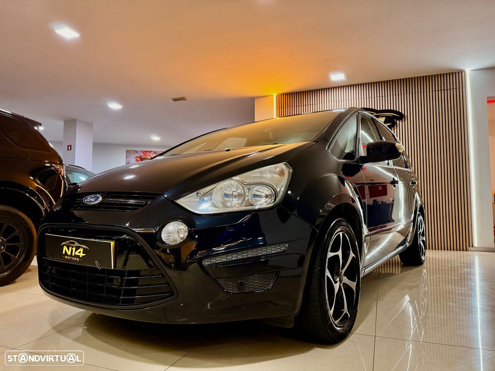 Ford S-Max 2.0 TDCi Titanium 7L 139g - 17