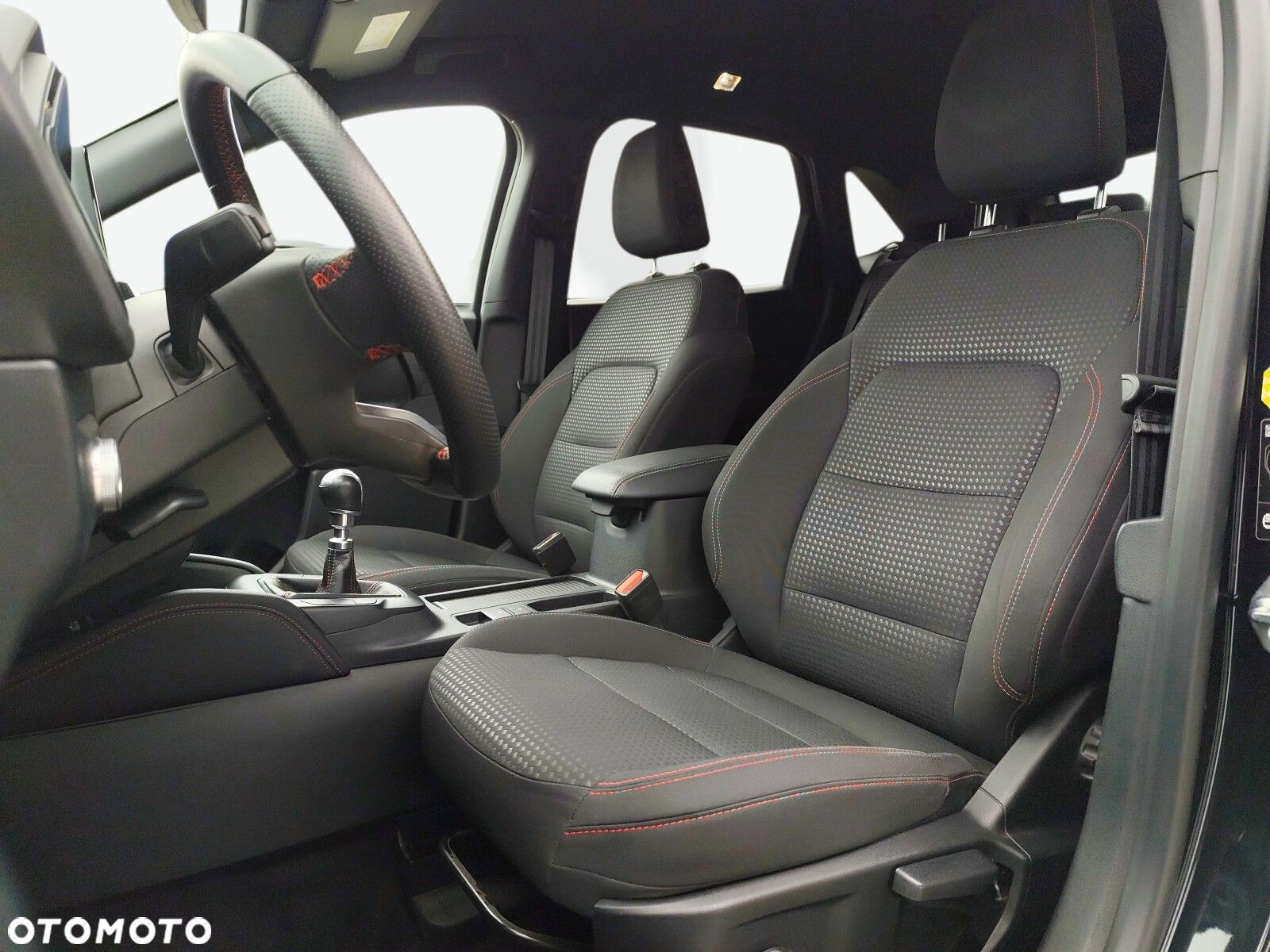 Ford Kuga - 10