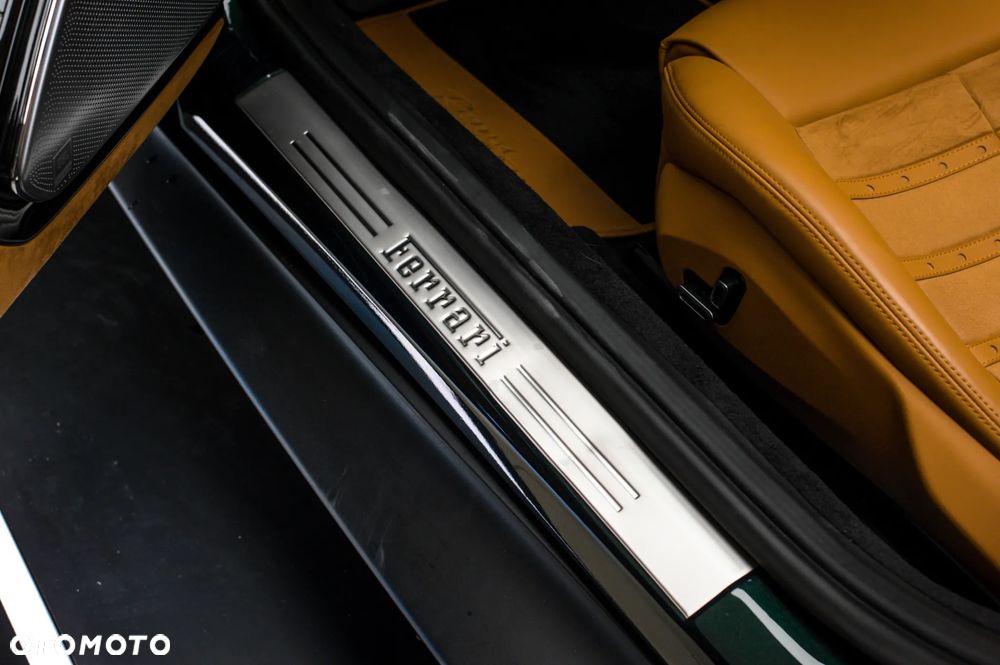 Ferrari Roma Spider - 21