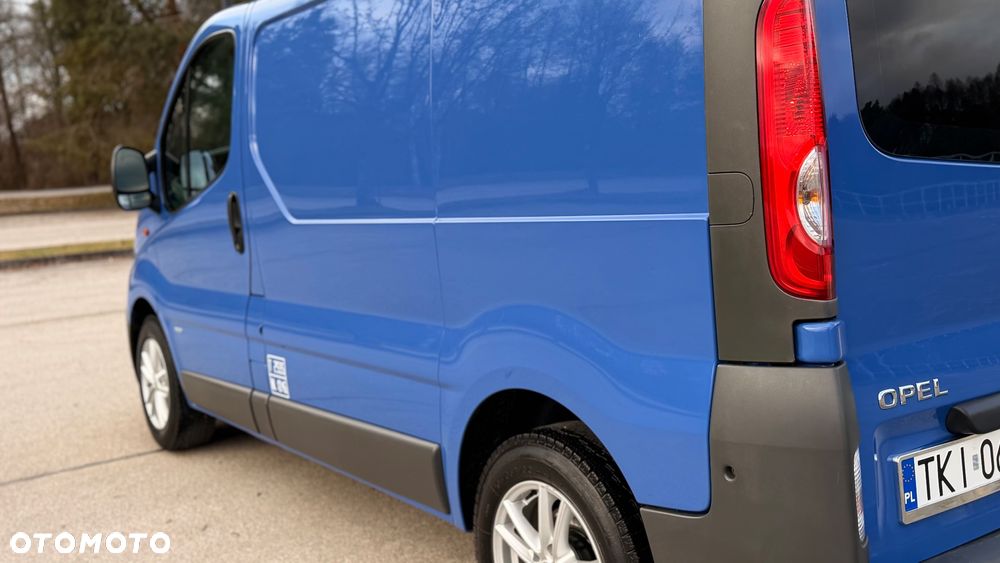 Opel VIVARO - 9
