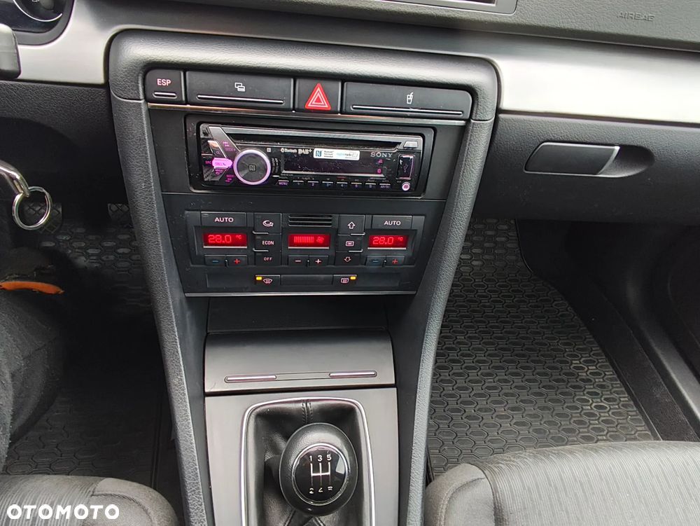 Audi A4 Avant 1.6 - 17