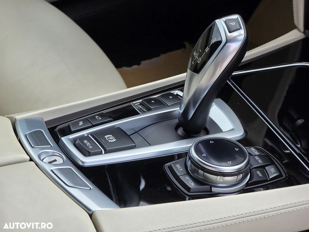 BMW Seria 7 730d - 30