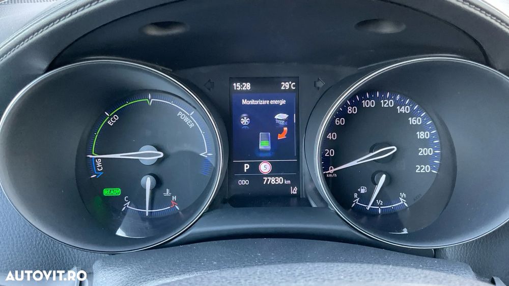 Toyota C-HR 1.8 HSD 4x2 CVT C-ult - 26