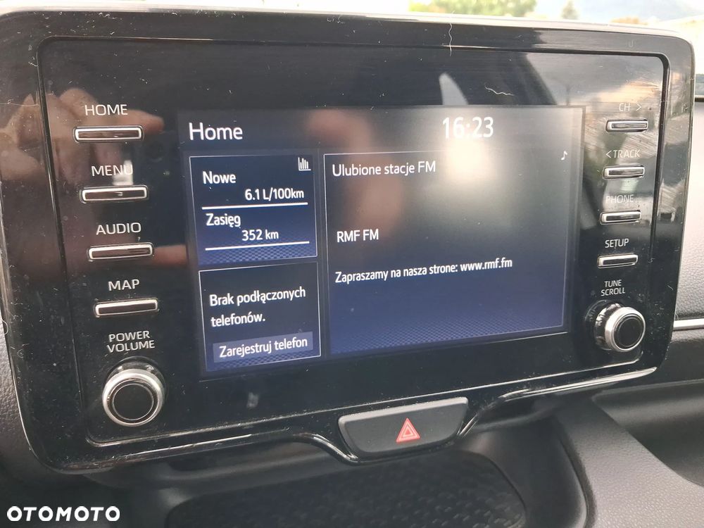 Toyota Yaris 1.5 Comfort - 22