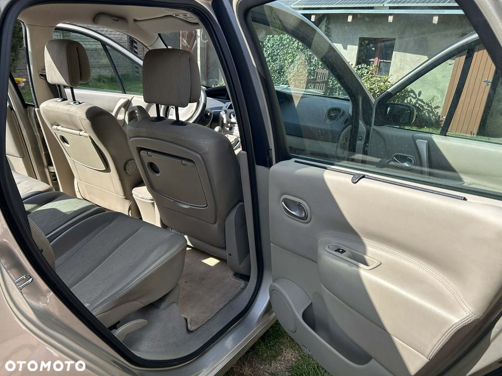 Renault Grand Scenic Gr 1.9 dCi Alize - 14