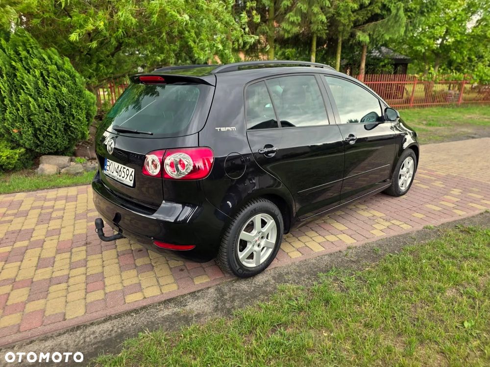 Volkswagen Golf Plus 2011 photo 3