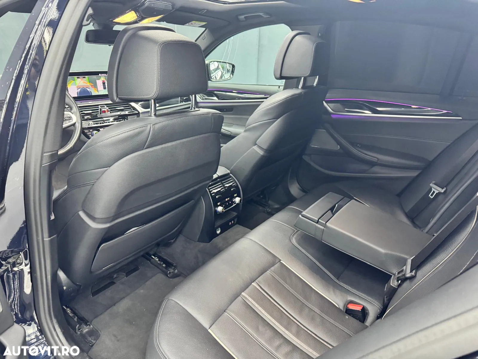 BMW M5 M550i xDrive AT - 14