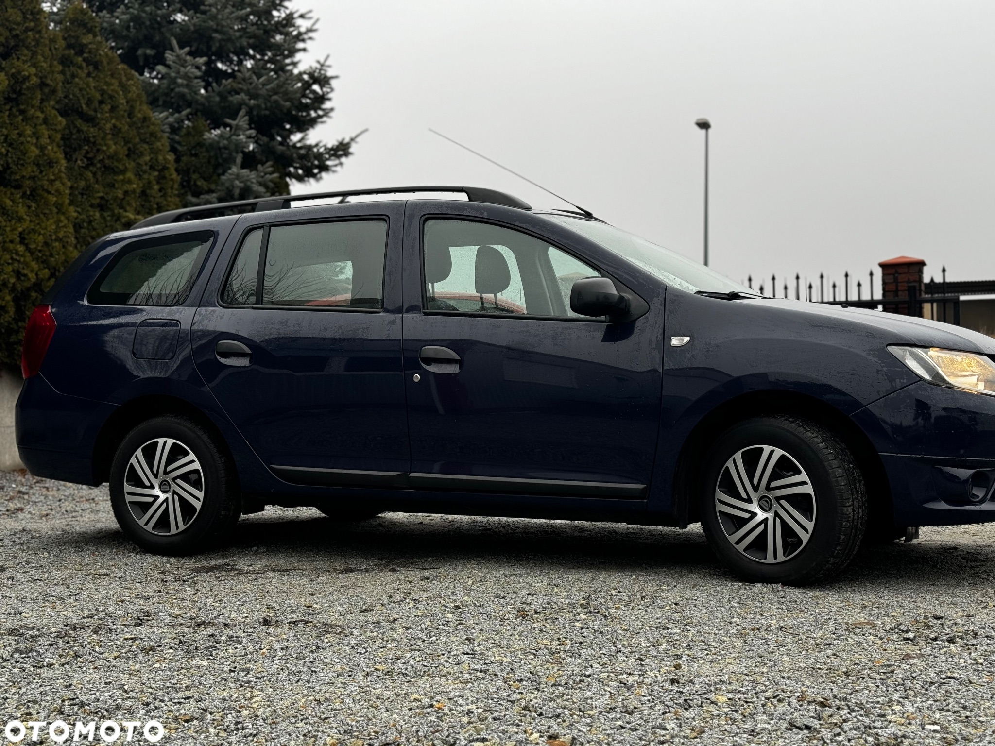 Dacia Logan MCV 1.2 16V 75 Ambiance - 7