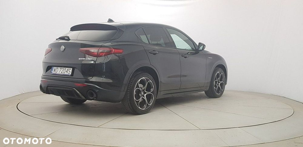 Alfa Romeo Stelvio - 7