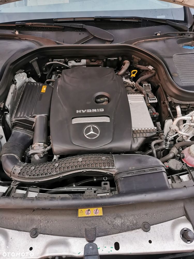Mercedes-Benz GLC - 31