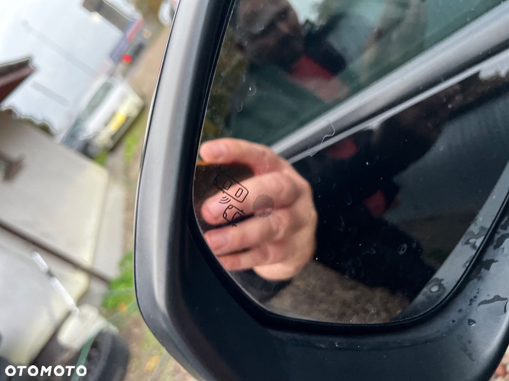 Peugeot 5008 BlueHDI 120 EAT6 Allure - 37