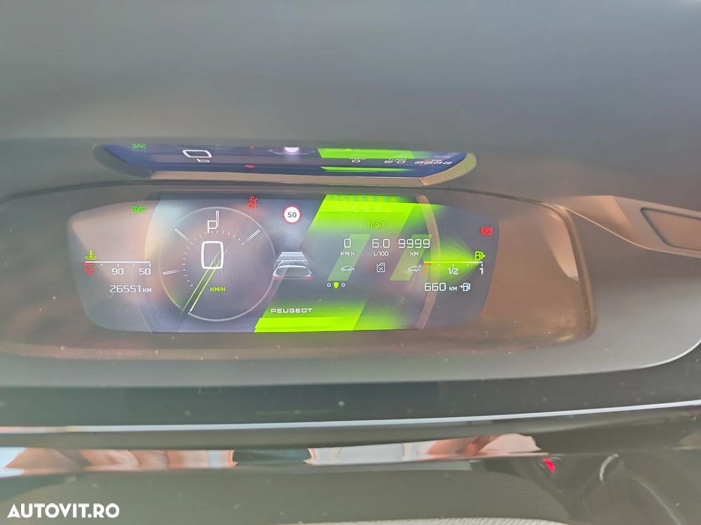 Peugeot 308 1.2L PureTech 130 S&S EAT8 GT - 9