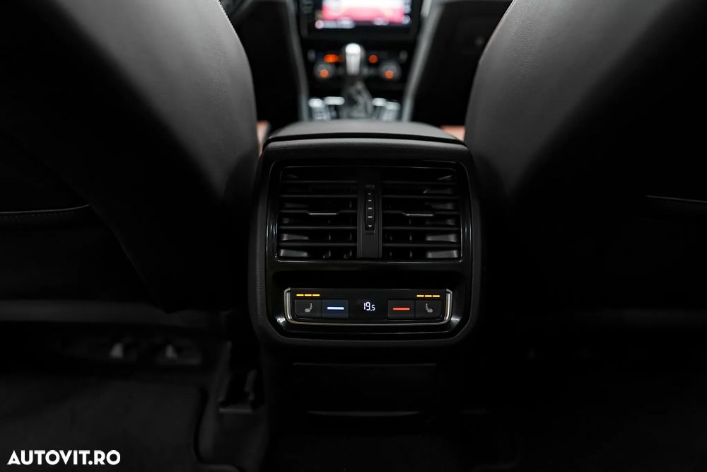 Volkswagen Passat 2.0 TDI DSG R Executive - 34
