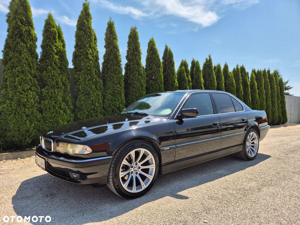 BMW Seria 7 - 1