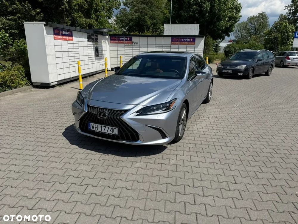 Lexus ES 300h Prestige - 6