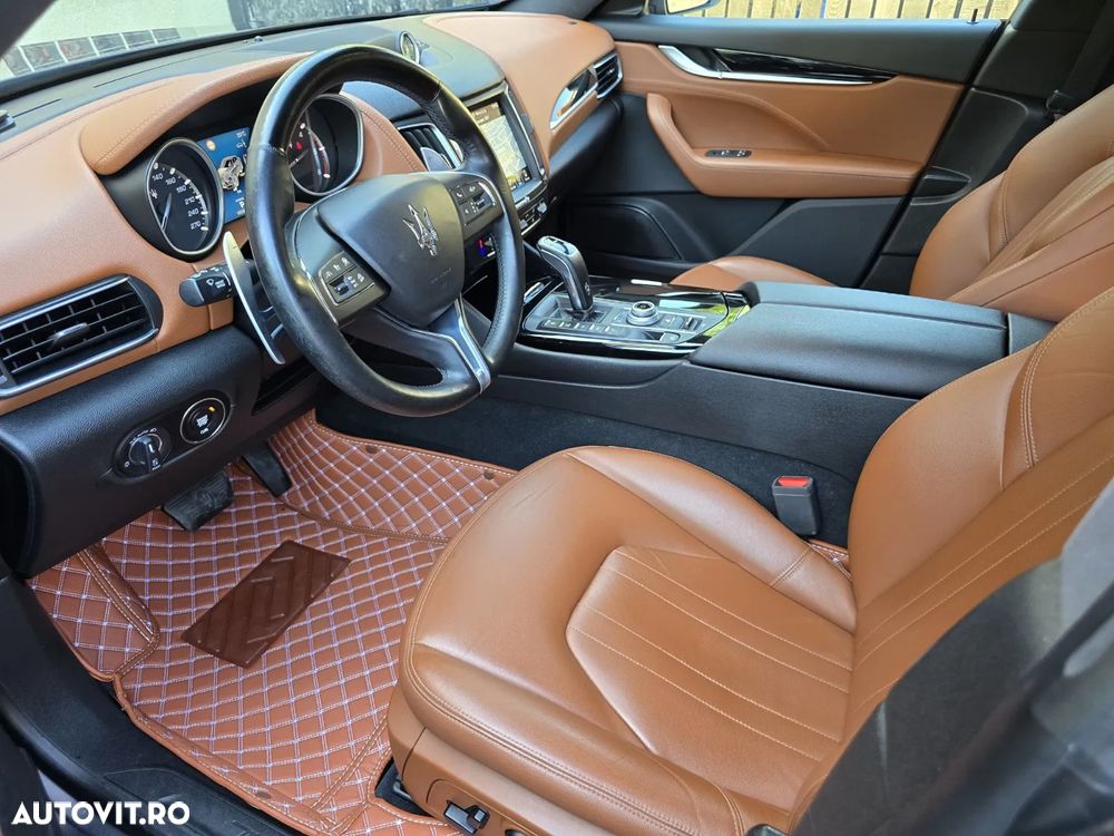 Maserati Levante Q4 GranLusso - 4